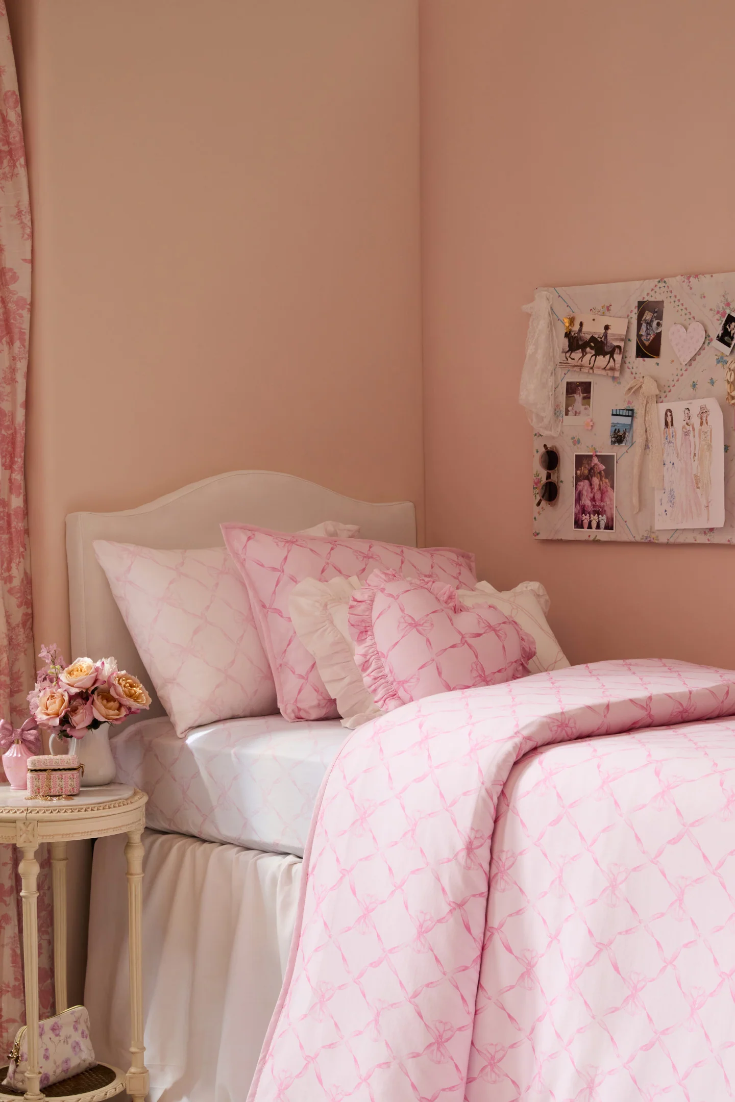 Sweetheart Printed Duvet Cover + Sham Set